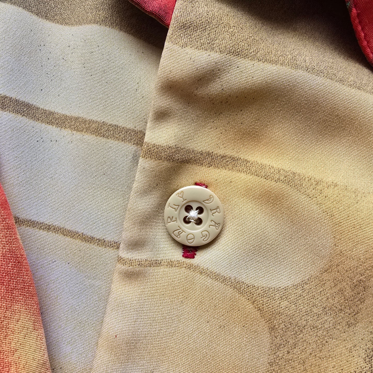 Vintage 90's Dragonfly Che Guevara AOP Short Sleeve Button Up Shirt - XL
