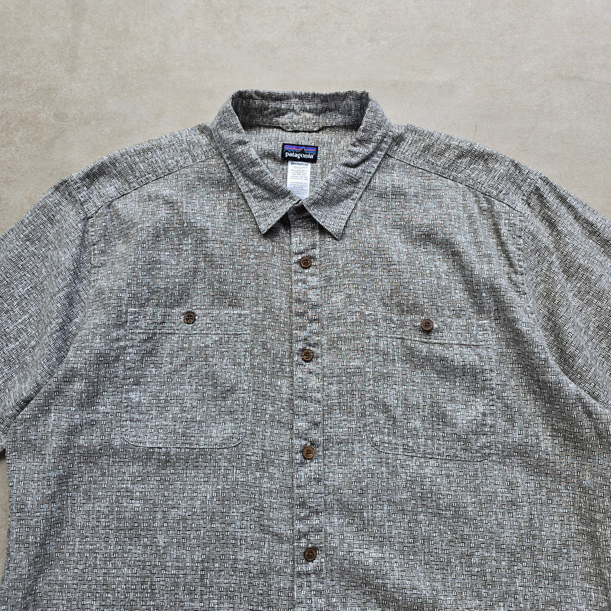 Patagonia Short Sleeve Button Up Shirt - XL
