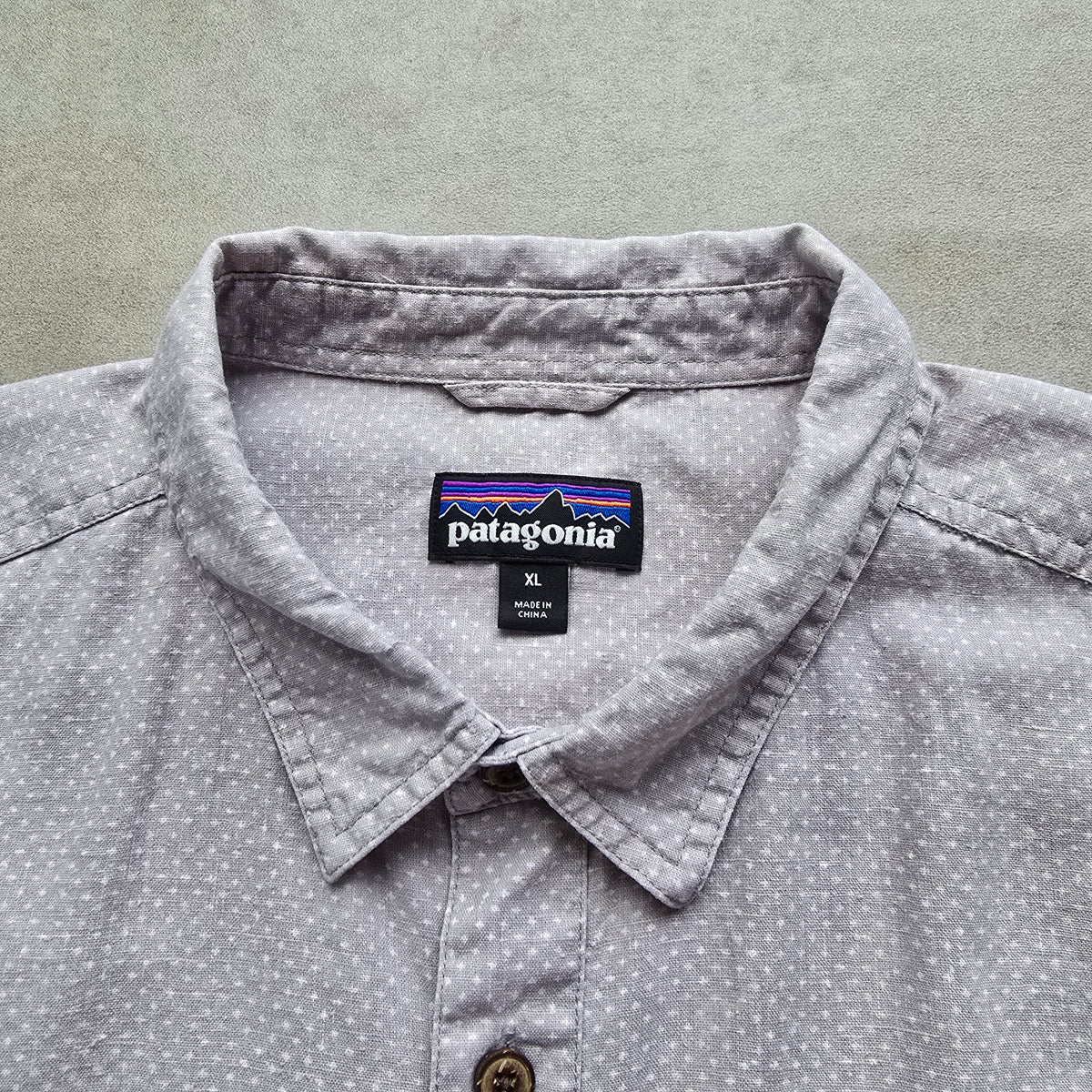 Patagonia Short Sleeve Button Up Shirt - XL