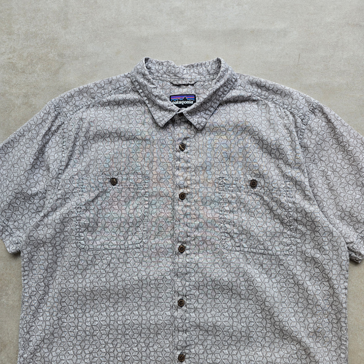 Patagonia Short Sleeve Button Up Shirt - XL