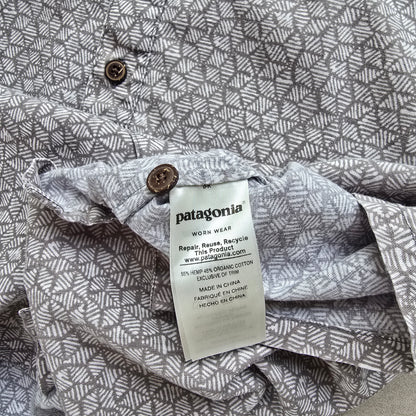 Patagonia Short Sleeve Button Up Shirt - XL