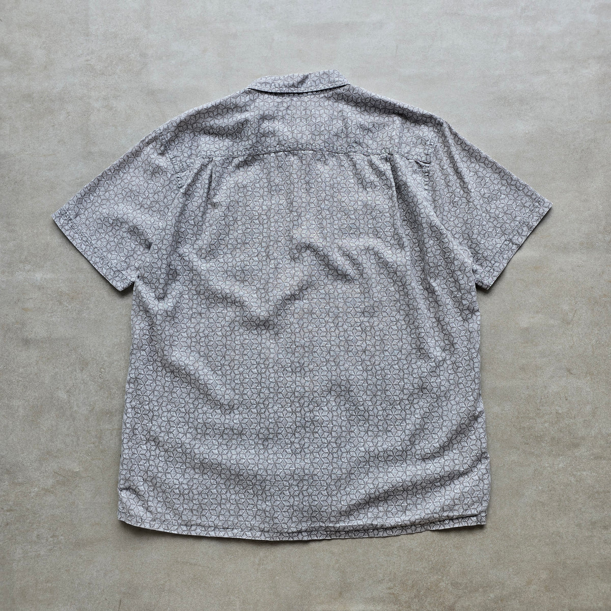 Patagonia Short Sleeve Button Up Shirt - XL