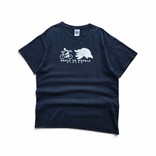 Vintage 2000's Meals On Wheels Alaska Tee - L