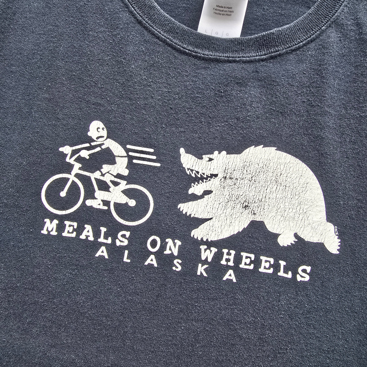 Vintage 2000's Meals On Wheels Alaska Tee - L