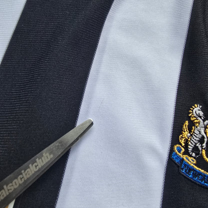 Vintage 2005 Adidas Newcastle Home Long Sleeve Jersey - L