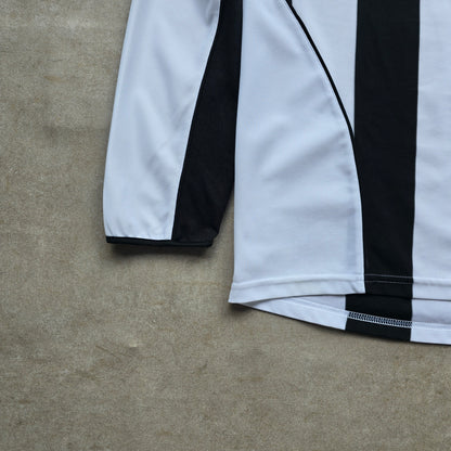 Vintage 2005 Adidas Newcastle Home Long Sleeve Jersey - L