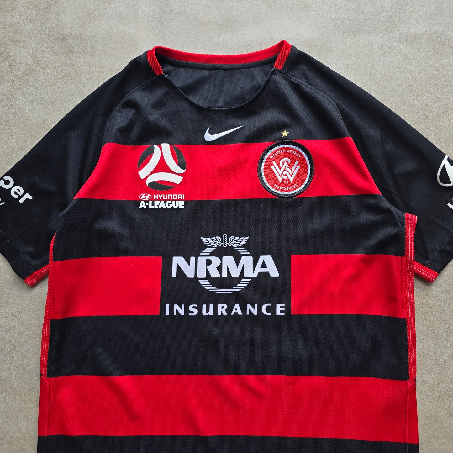 2017-18 Nike Western Sydney Wanderers Home Jersey - S