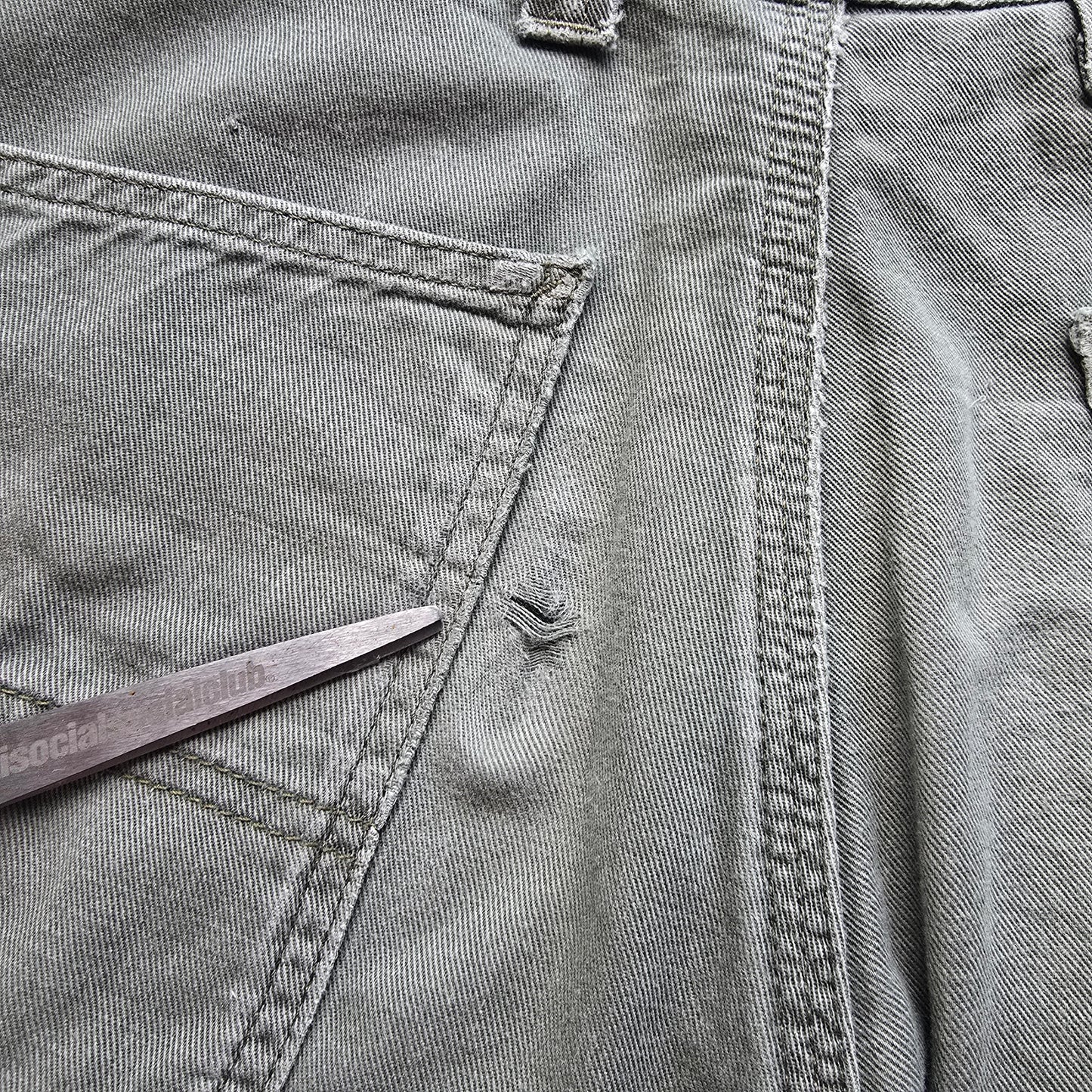 Vintage Carhartt Cargo Shorts - 32