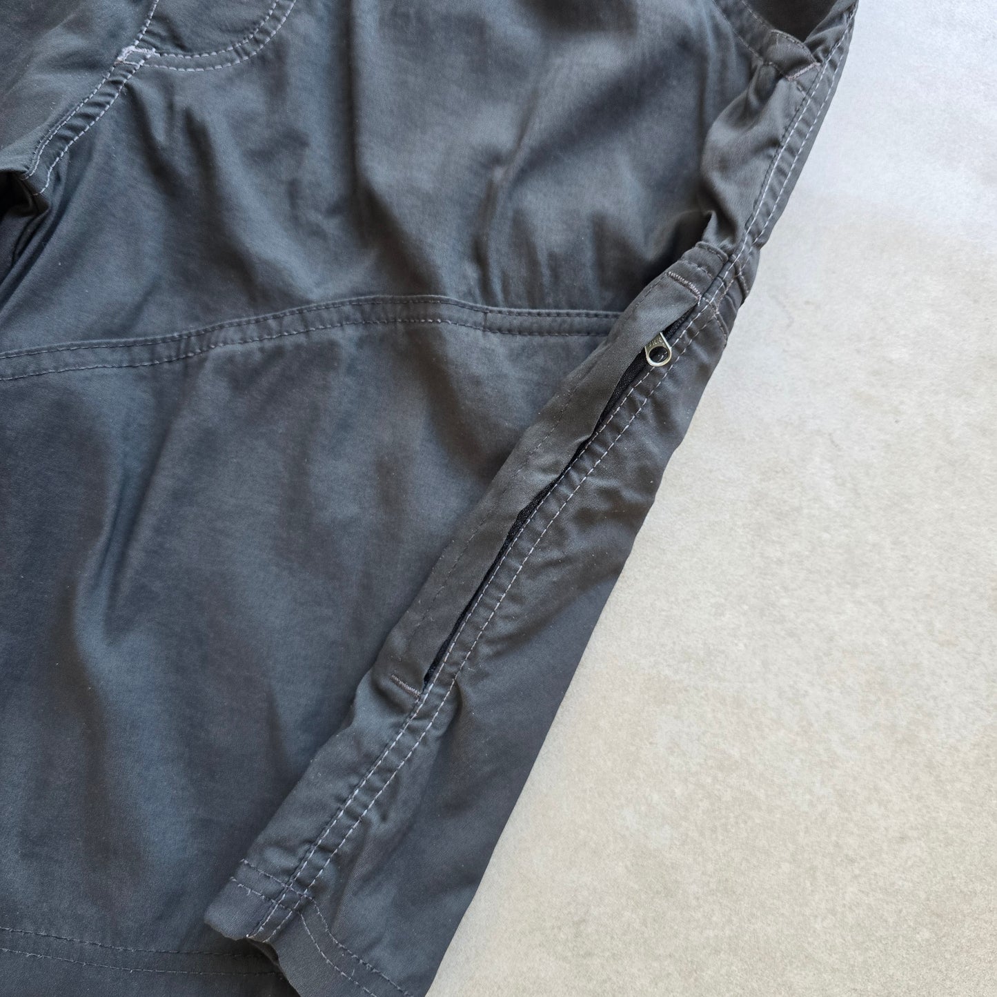 Kuhl Cargo Shorts - 36