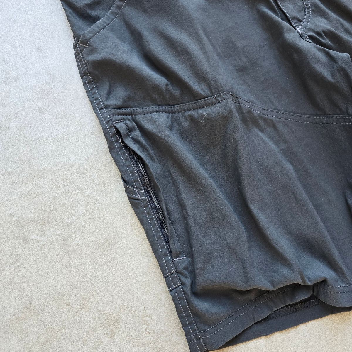 Kuhl Cargo Shorts - 36