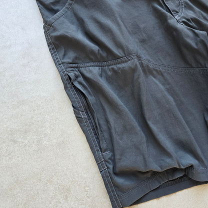 Kuhl Cargo Shorts - 36