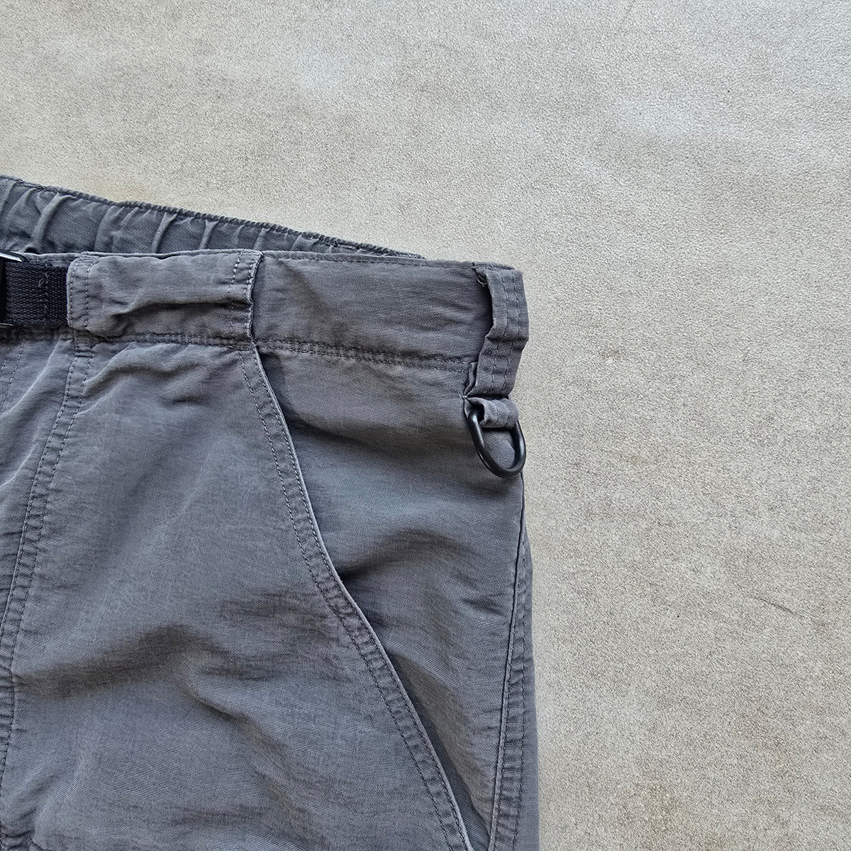 The North Face Cargo Shorts - L