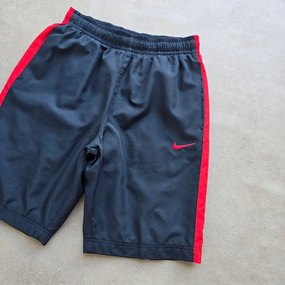 Vintage 2000's Nike Mini Swoosh Shorts - S