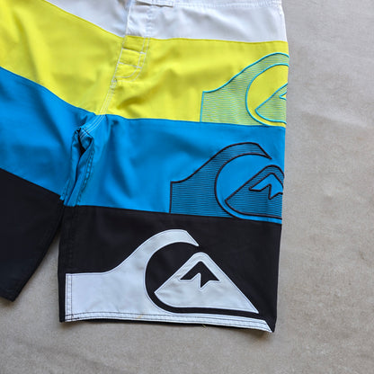 Vintage 2000's Quiksilver Board Shorts - 34
