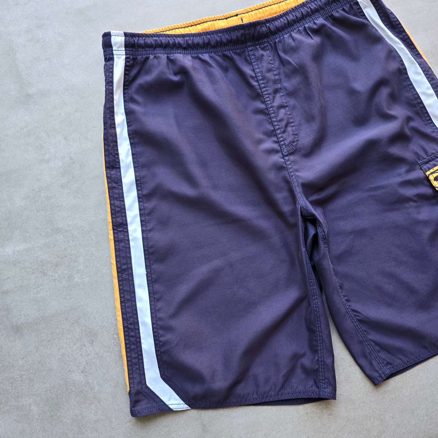 Vintage 2000's Rip Curl Board Shorts - L/XL
