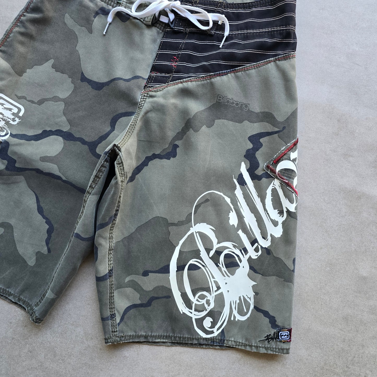 Vintage 2000's Billabong Camo Board Shorts - 30