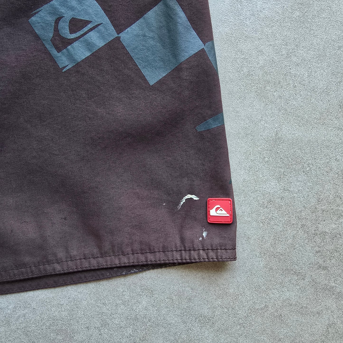 Vintage 2000's Quiksilver Board Shorts - 34