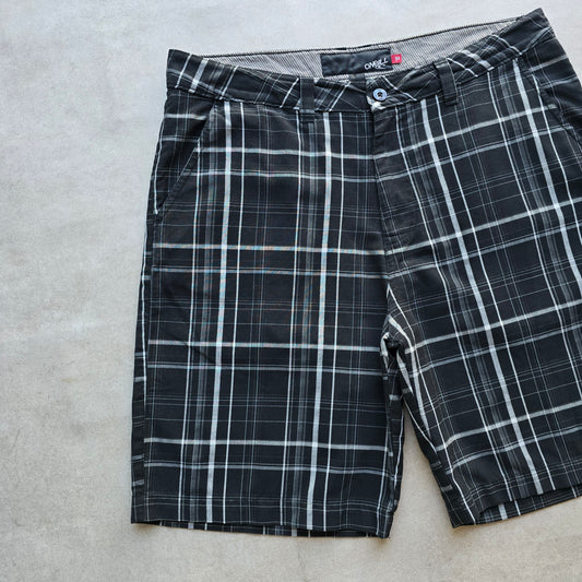 Vintage 2000's O'Neill Plaid Shorts - 34