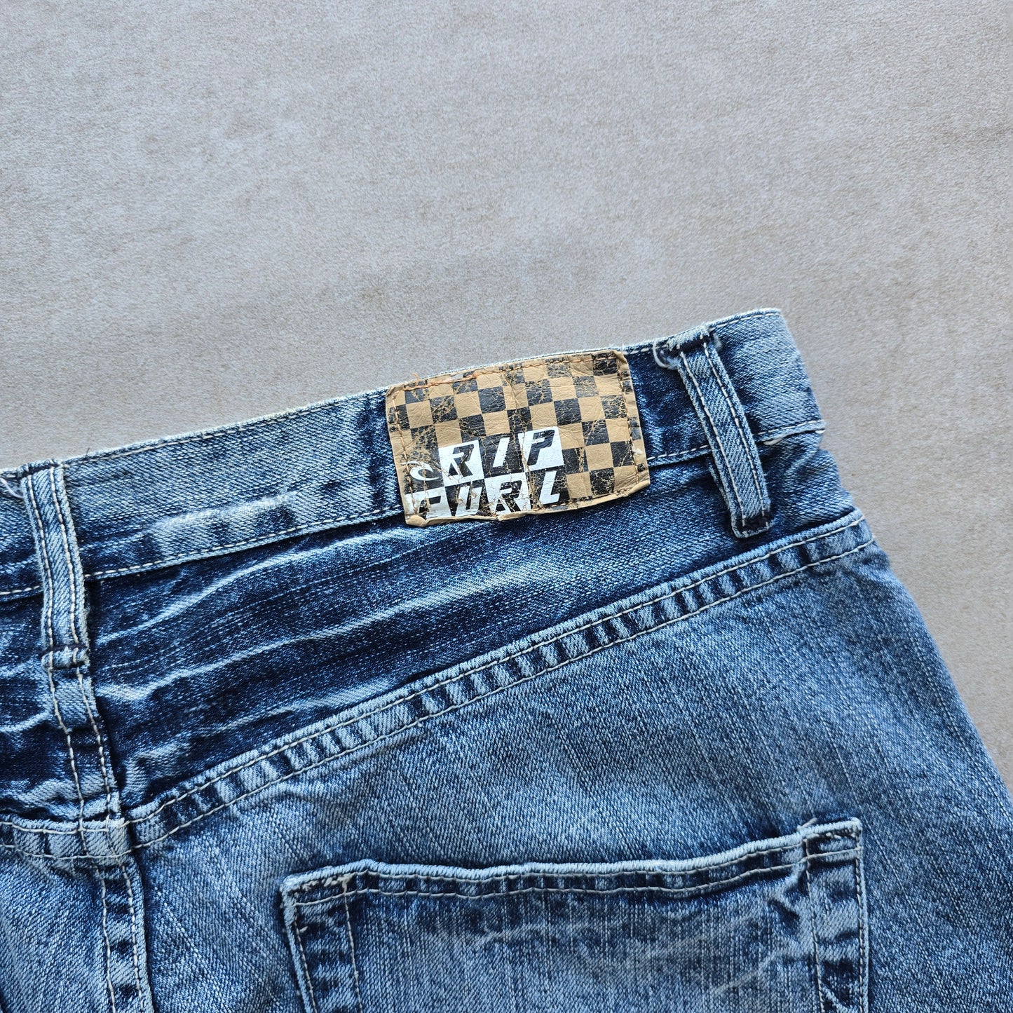 Vintage 2000's Rip Curl Baggy Denim Shorts - 34