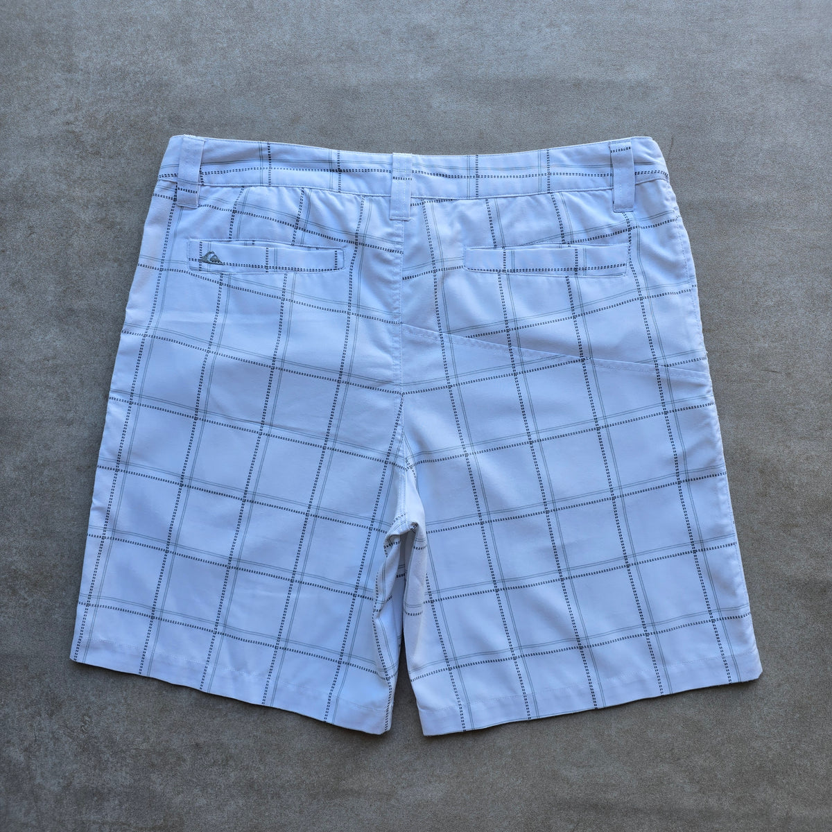 Vintage 2000's Quiksilver Plaid Shorts - 36