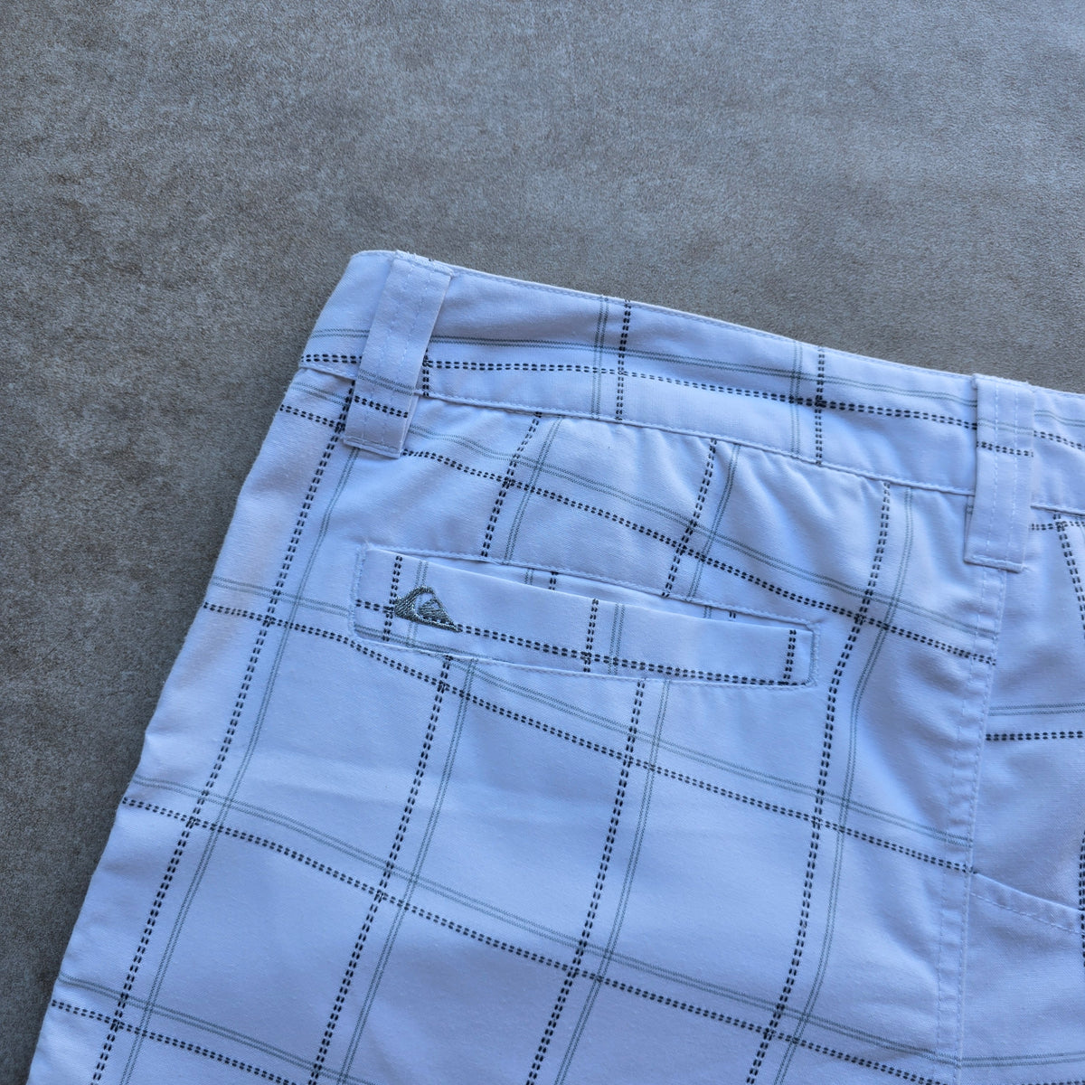 Vintage 2000's Quiksilver Plaid Shorts - 36