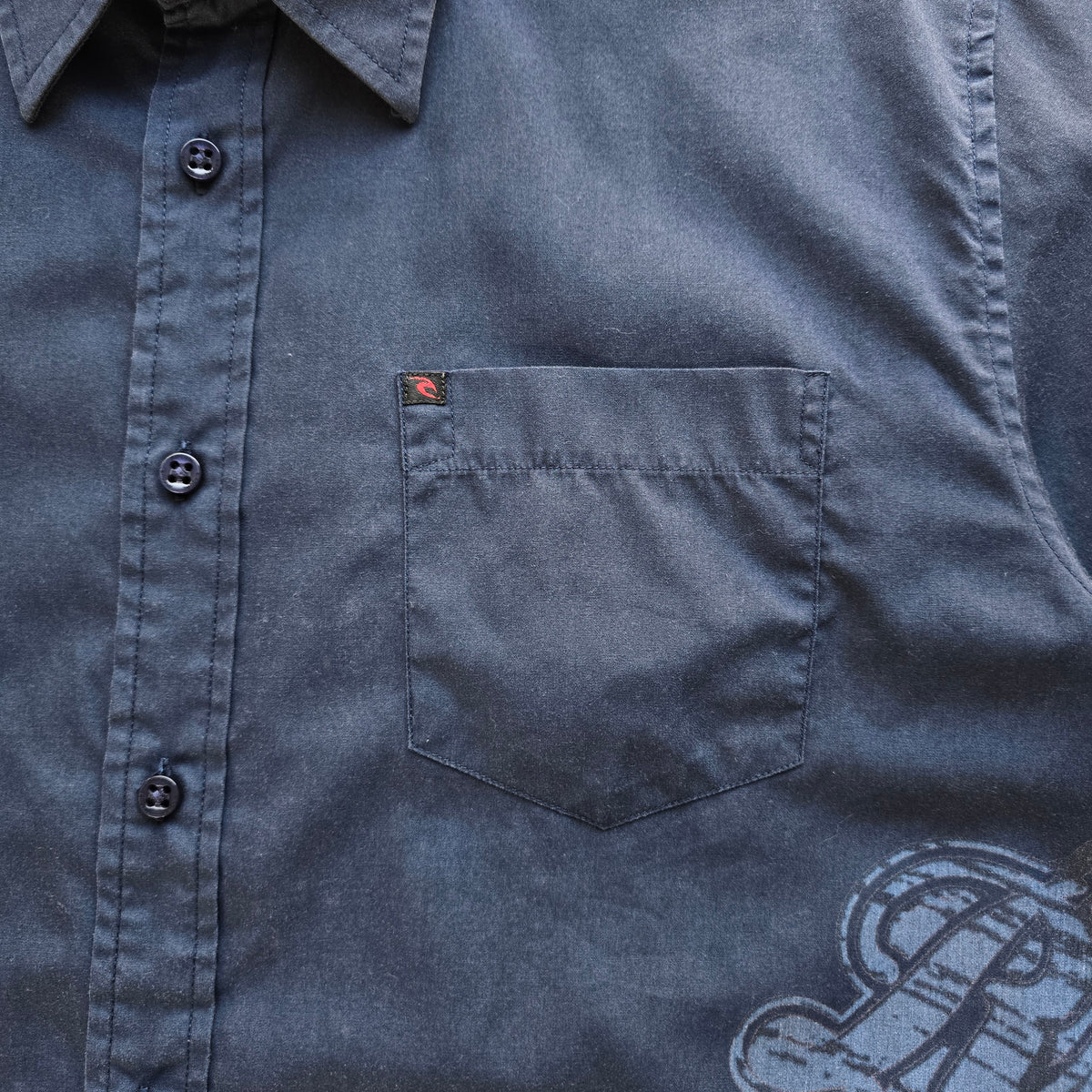 Vintage 2000's Rip Curl Short Sleeve Button Up Shirt - L