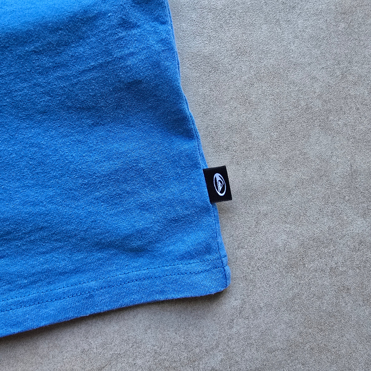Quiksilver Center Graphic Tee - M