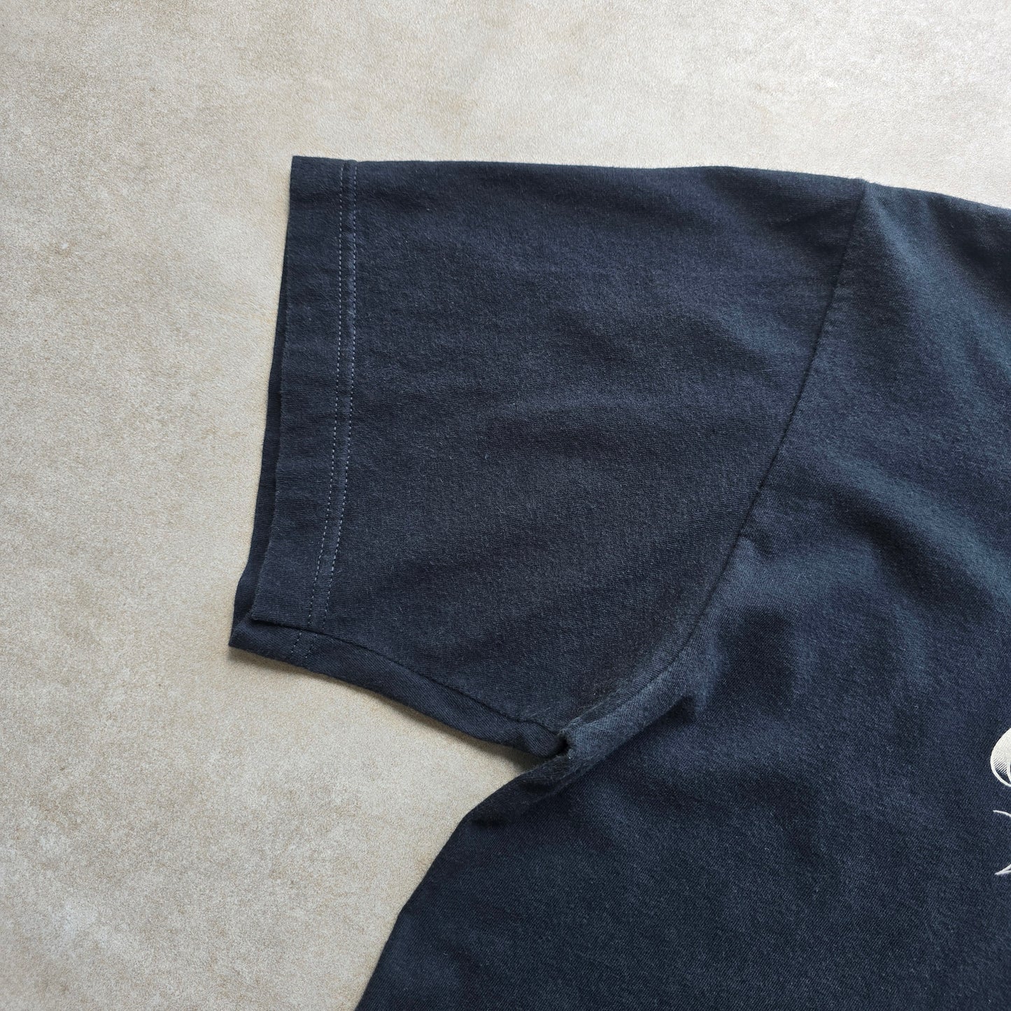 Vintage 2000's Hurley Tee - XL