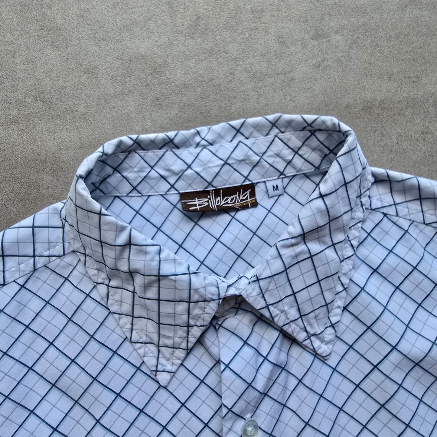 Vintage 2000's Billabong Long Sleeve Button Up Shirt - M
