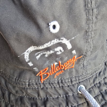 Vintage 2000's Billabong Reversible Bucket Hat