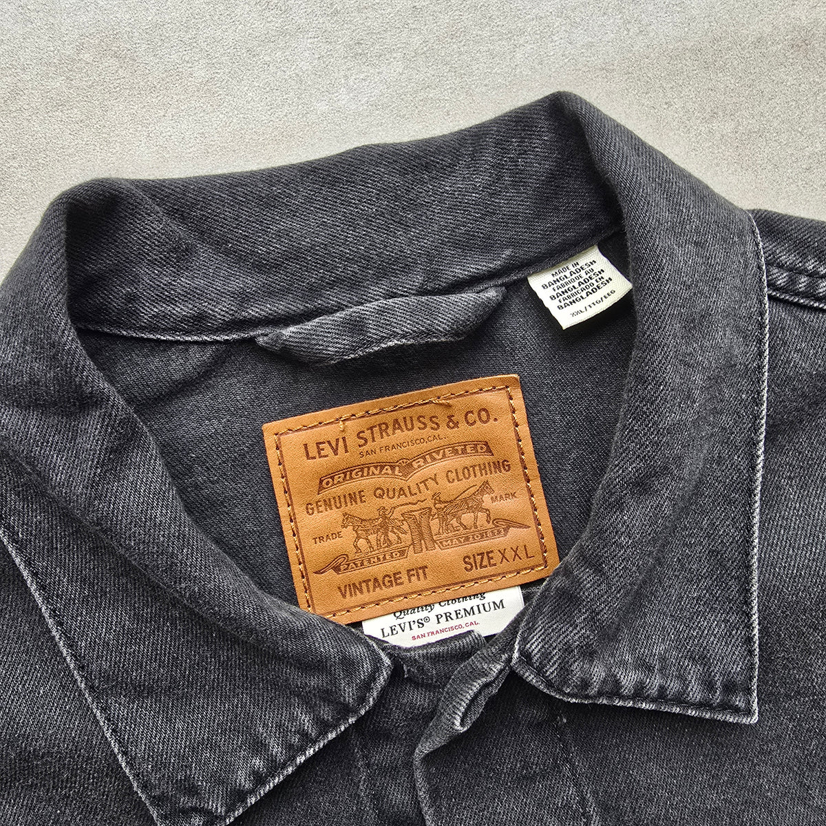 Levi's Vintage Fit Faded Black Denim Trucker Jacket - XXL