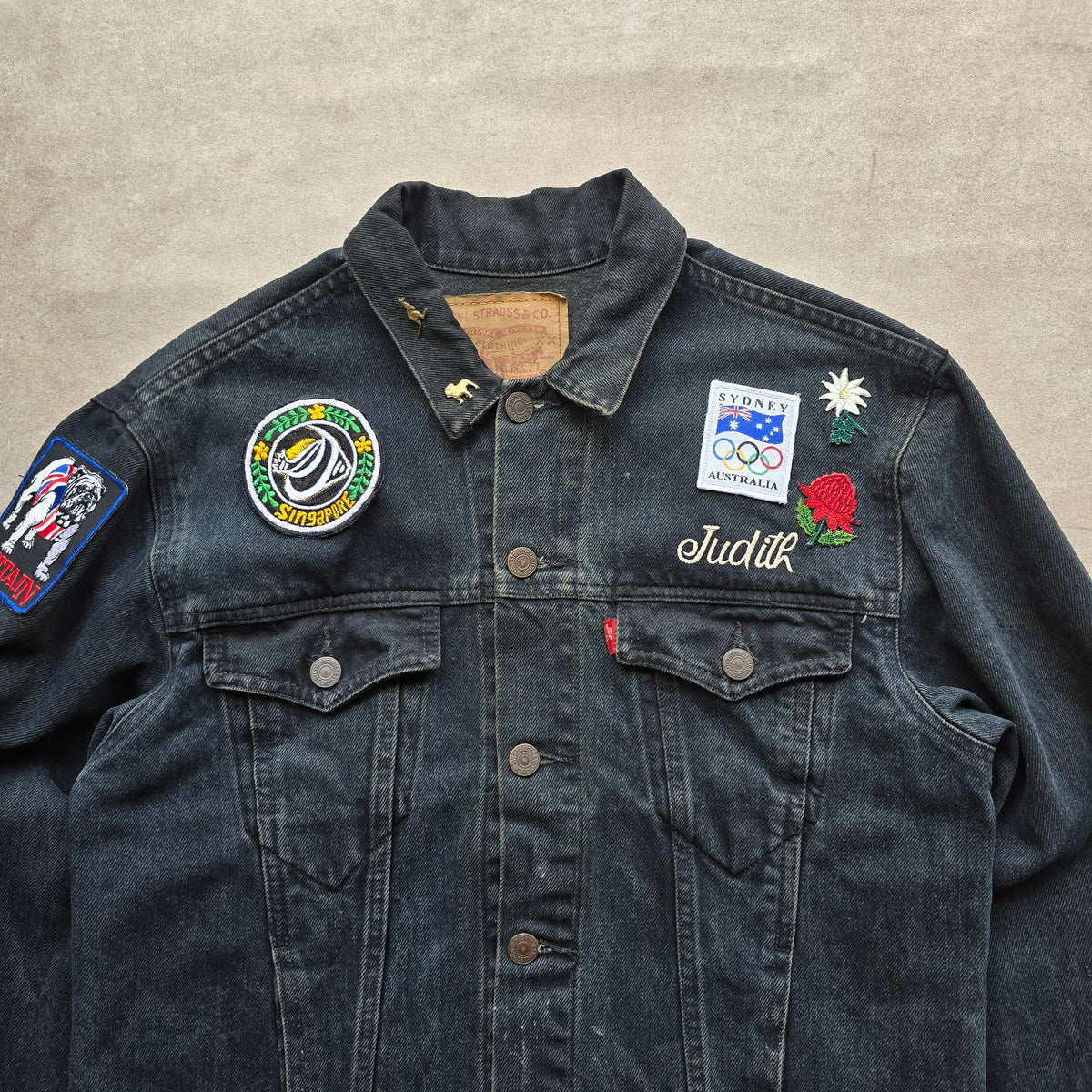 Vintage 80's Levi's 1 of 1 Denim Trucker Jacket - WMNS M