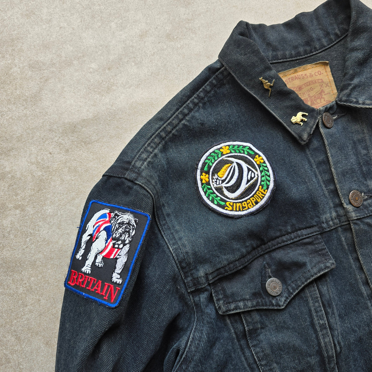 Vintage 80's Levi's 1 of 1 Denim Trucker Jacket - WMNS M