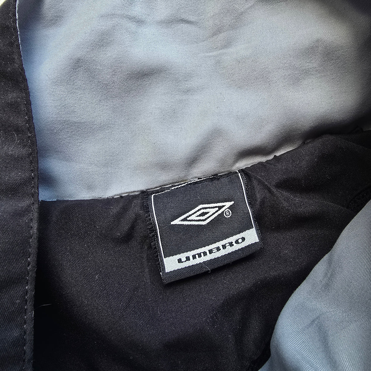 Vintage 2000's Umbro Windbreaker Jacket - XL