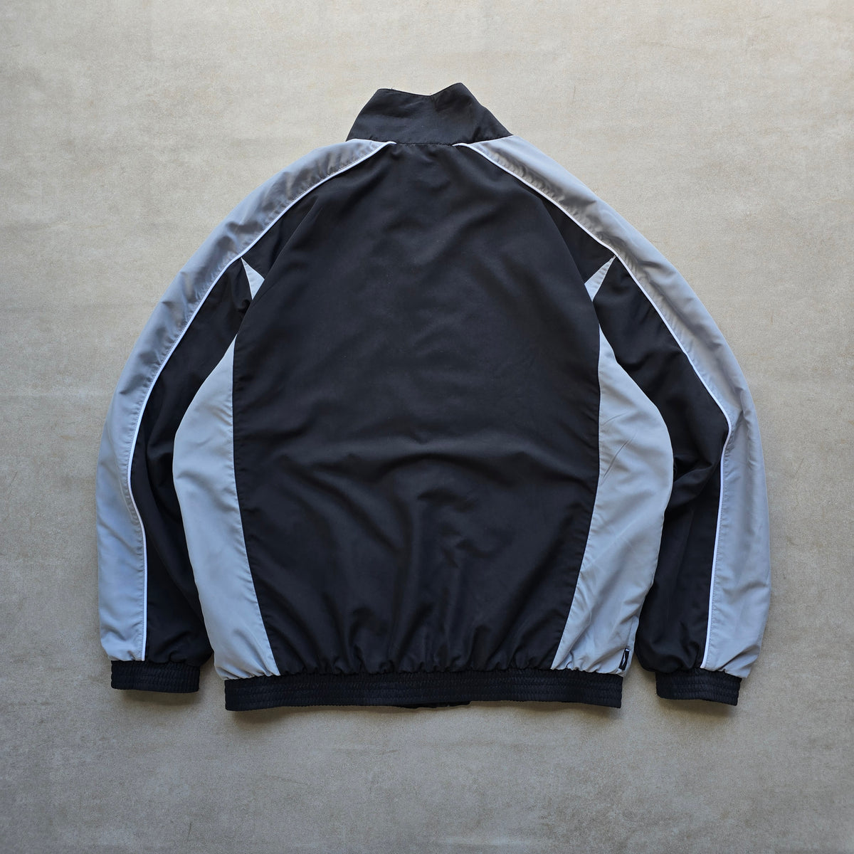 Vintage 2000's Umbro Windbreaker Jacket - XL