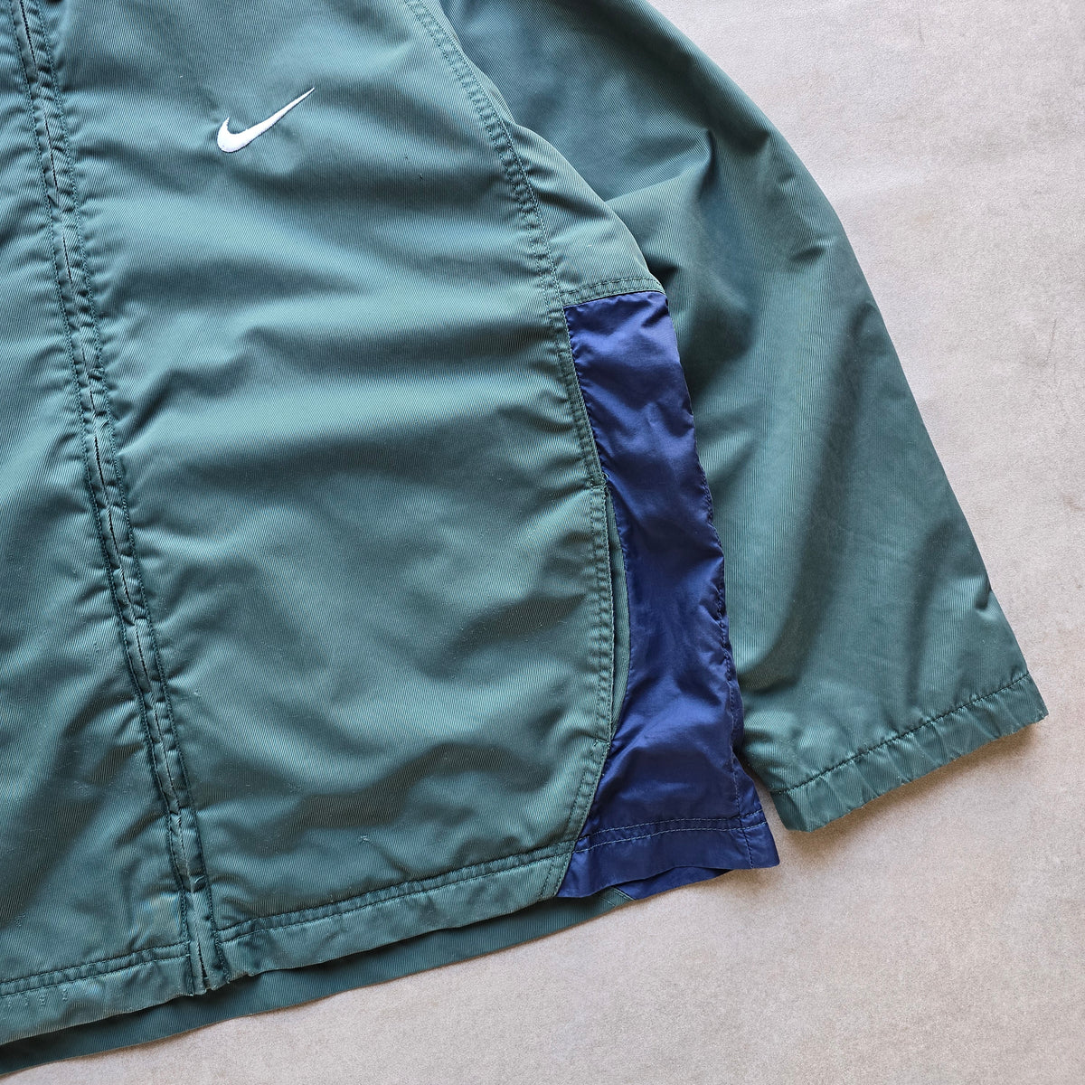 Vintage 90's Nike Windbreaker Jacket - WMNS XL