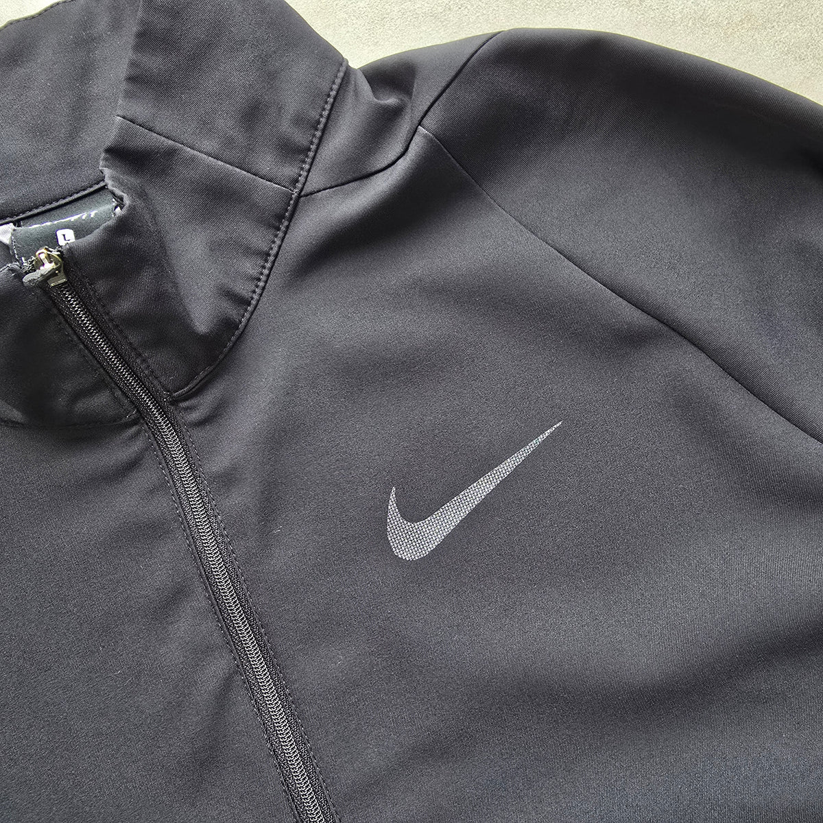 Nike Dri-Fit Windbreaker Jacket - L