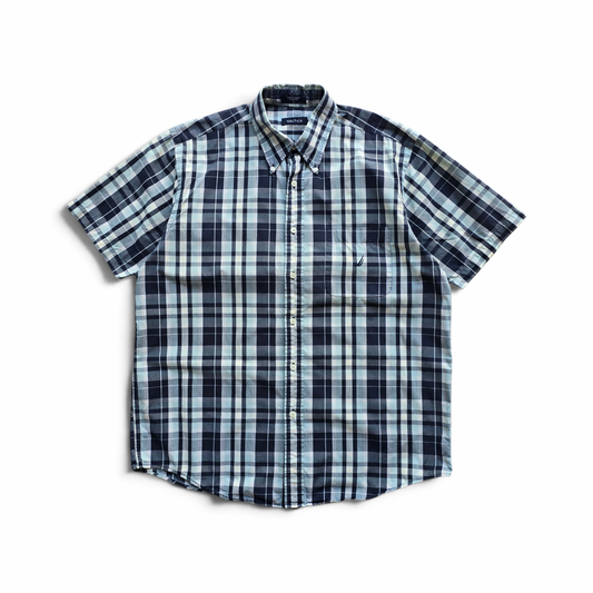 Vintage 2000's Nautica Plaid Short Sleeve Button Up Shirt - L