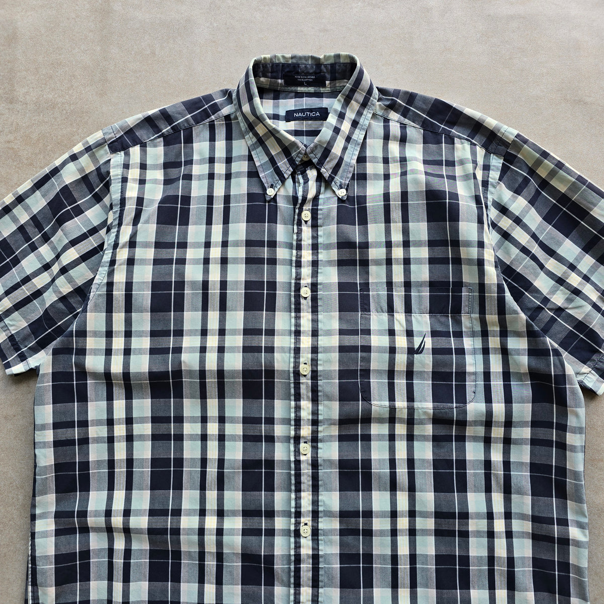 Vintage 2000's Nautica Plaid Short Sleeve Button Up Shirt - L
