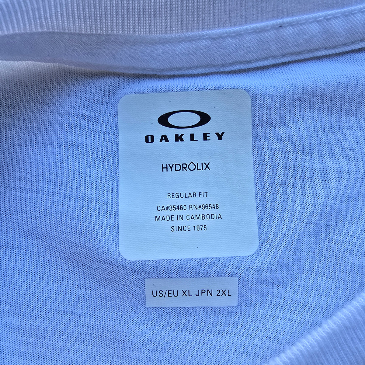 Oakley Center Logo Hydrolux Tee - XL