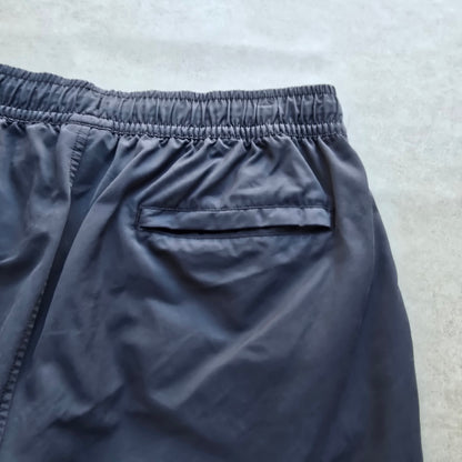 Vintage 2000's Nike Mini Swoosh Shorts - L