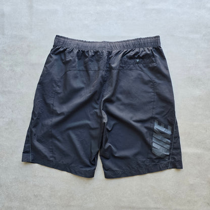 Vintage 2000's Nike Shorts - L