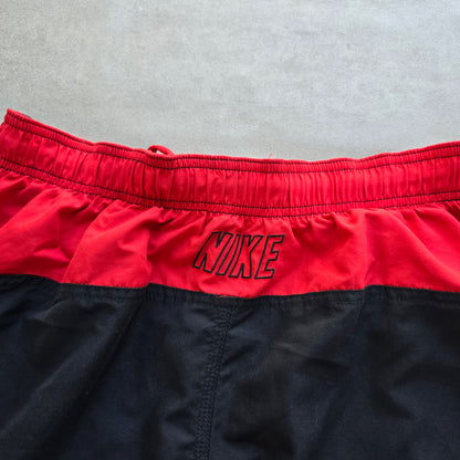 Vintage 2000's Nike Mini Swoosh Shorts - M
