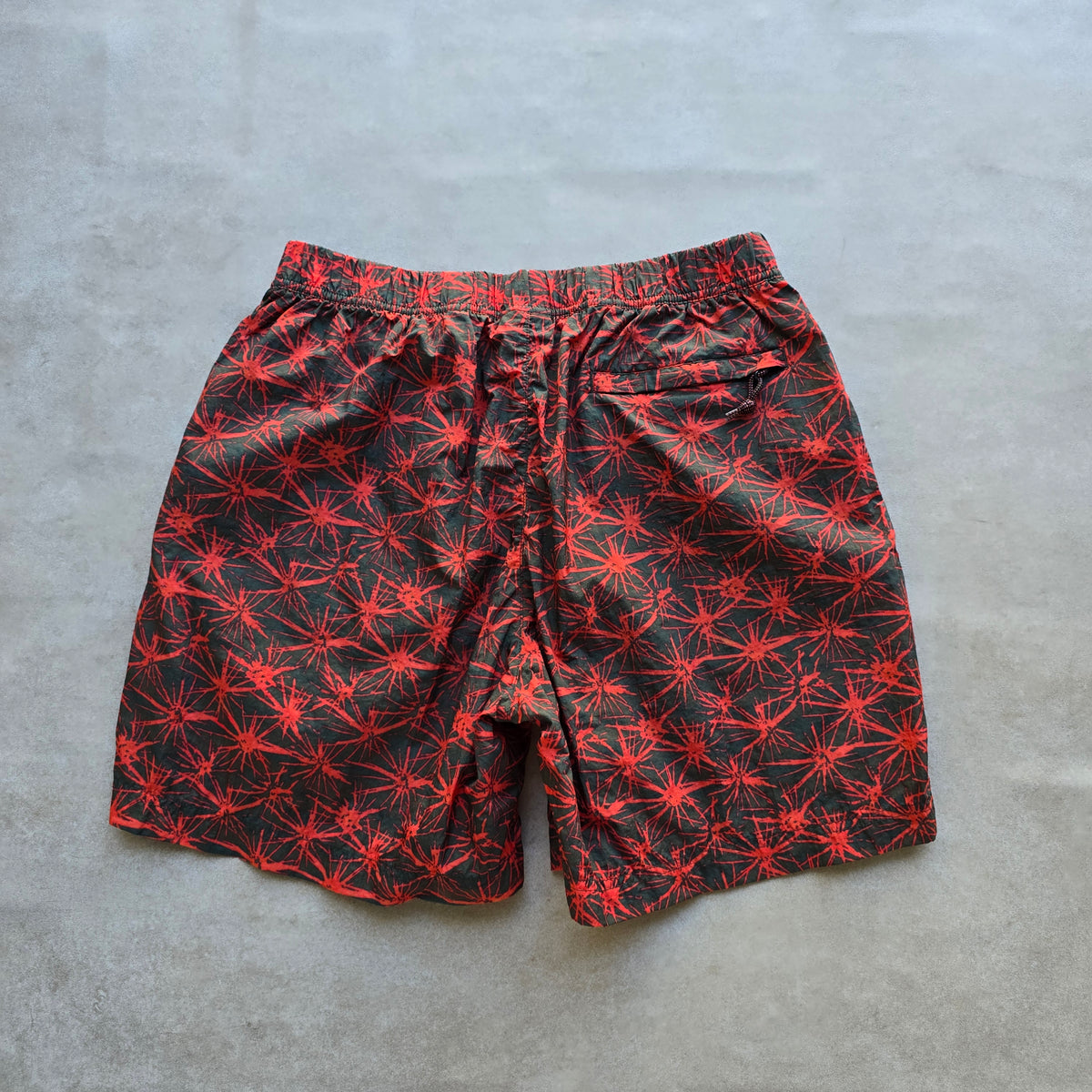 Nike ACG AOP Woven Shorts - L