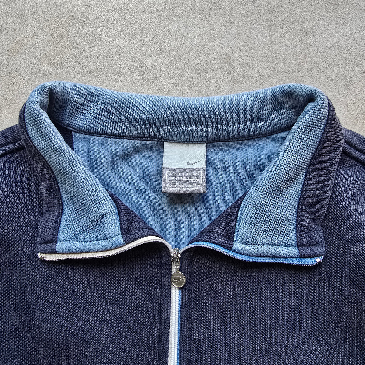 Vintage 2000's Nike 1/4 Zip Sweatshirt - XXL