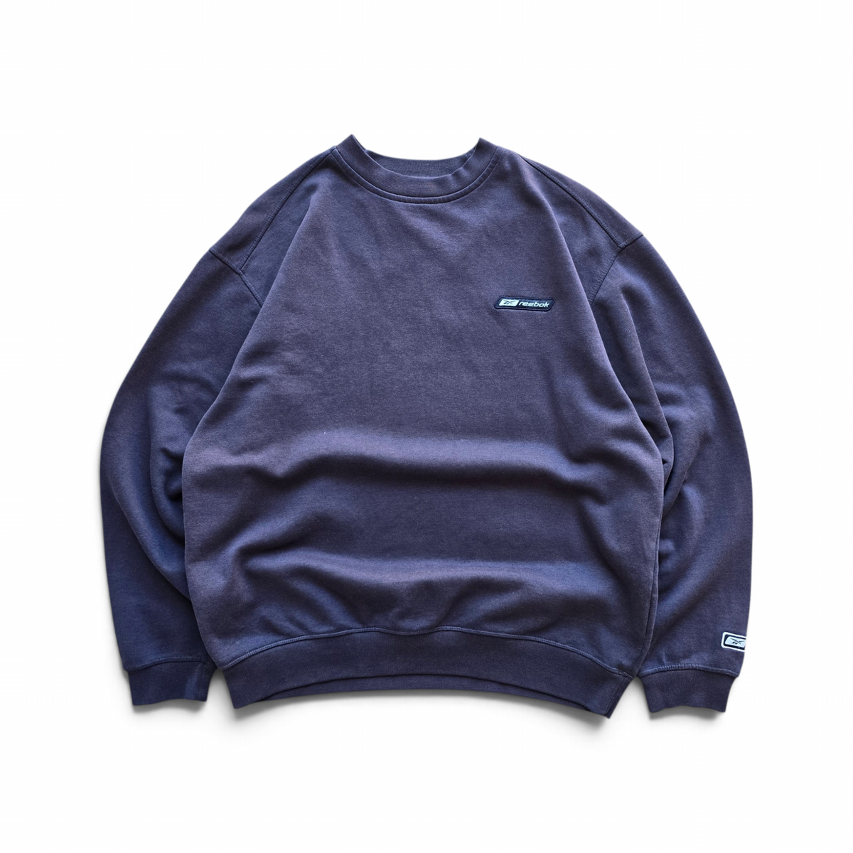 Vintage 2000's Reebok Faded Sweatshirt - M