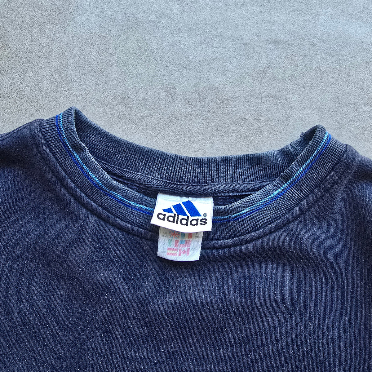 Vintage 90's Adidas Sweatshirt - L