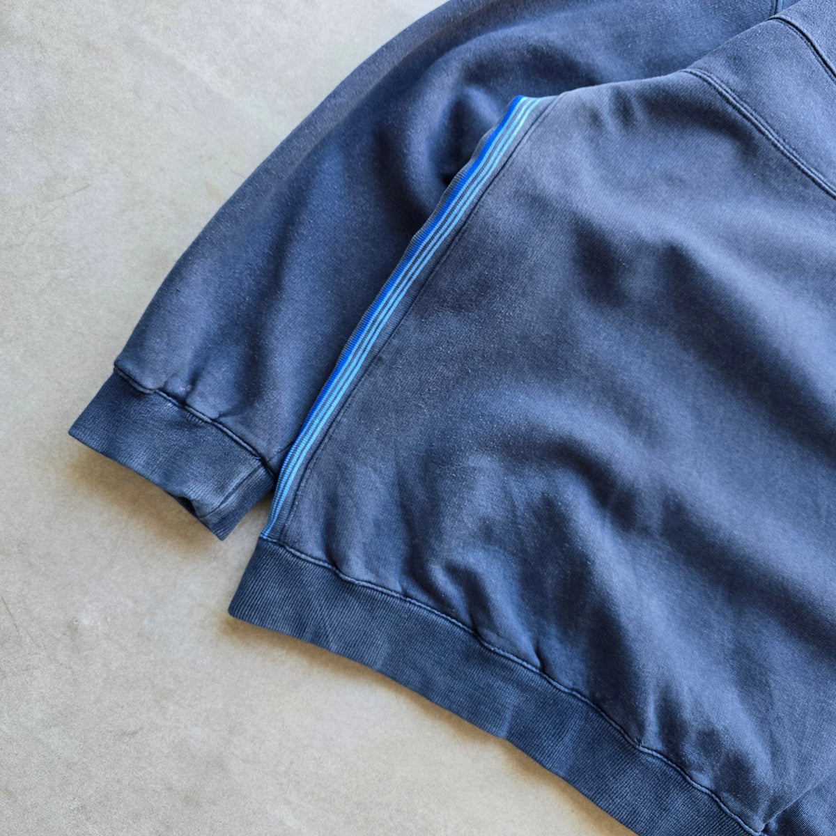 Vintage 90's Adidas Sweatshirt - L