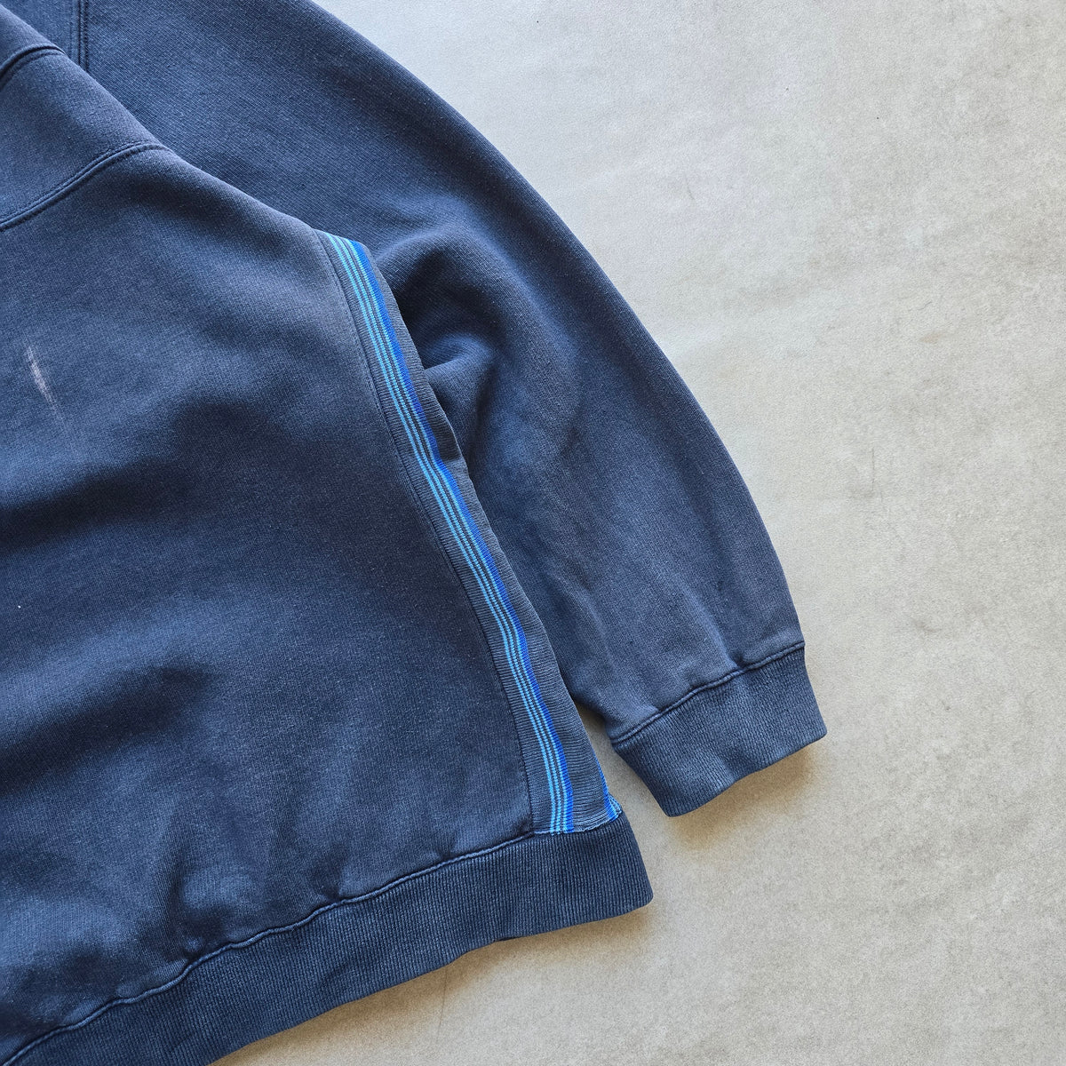Vintage 90's Adidas Sweatshirt - L