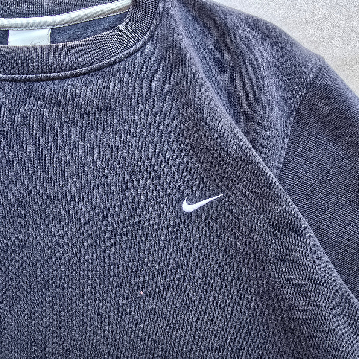 Vintage 2000's Nike Mini Swoosh Sweatshirt - M